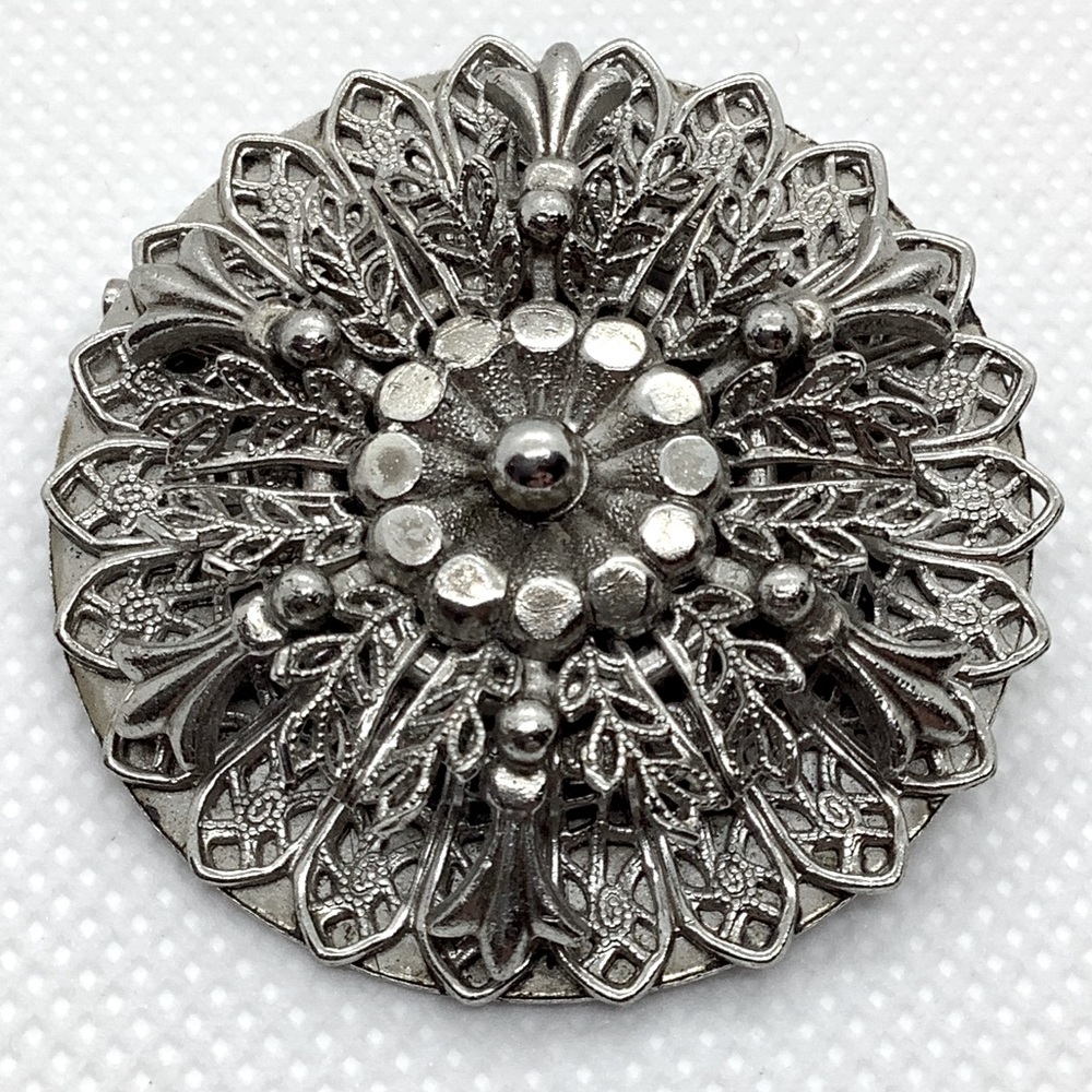 Ornate Filigree Brooch - Vintage ?